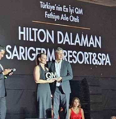 hilton-dalaman-sarigerme-resort-spa-qm-tourism-awards-2023te-en-iyi-fethiye-aile-oteli-secildi.jpg