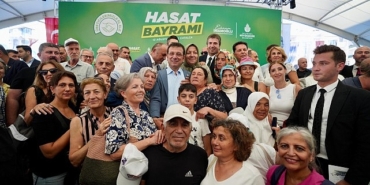 ibb-baskani-ekrem-imamoglu-catalcada-duzenlenen-hasat-bayraminda-konustu.jpg