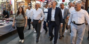inegol-carsisinda-alisveris-senligi-bereketi.jpg