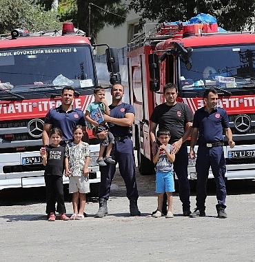 istanbul-buyuksehir-belediyesi-ekipleri-izmirde.jpg