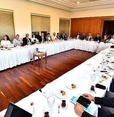 izmirin-2025-2029-stratejik-plani-icin-onemli-adim.jpg