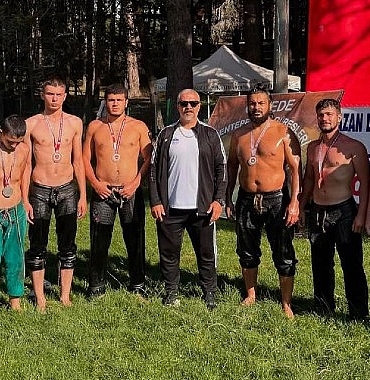 kahramankazanin-yigitlerinden-madalya-yagmuru.jpg