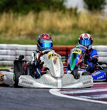 kartingte-mucadele-korfezde-devam-ediyor.jpg