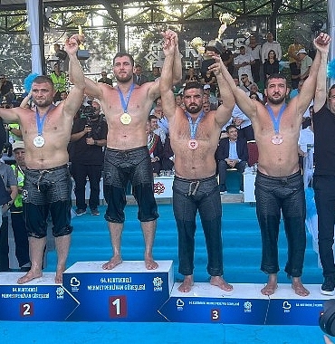 kemer-belediye-pehlivani-3uncu-oldu.jpg