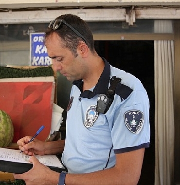 konak-zabitasi-denetimlerini-hiz-kesmeden-surduruyor.jpg