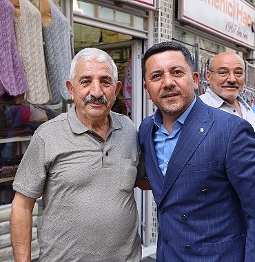 nevsehir-belediye-baskani-rasim-ari-belediye-caddesi-ve-kececiler-caddesinde-esnaf-ziyaretlerinde-bulundu.jpg