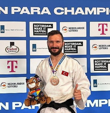 nilufer-belediyesinin-gururu-paralimpik-oyunlarinda-yarisacak.jpg