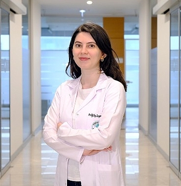 ortodonti-tedavisi-boyunca-agiz-dis-ve-dis-teli-bakimi-onemli.jpg