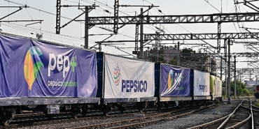 pepsico-turkiyede-elektrikli-tren-ile-hizli-tuketim-sektorunde-gida-tasimaciligi-gerceklestiren-ilk-sirket-oldu.jpg