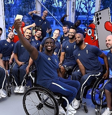 samsung-paris-2024-paralimpik-oyunlarinin-hafizalara-kazinmasi-icin-sporcu-ve-taraftar-deneyimini-iyilestiren-adimlar-atiyor.jpg