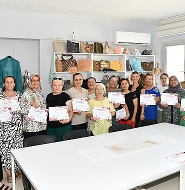 sasalida-kadinlarin-el-emegi-urunleri-sergiye-cikti.jpg