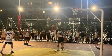 sokak-basketbolu-heyecani-goztepede-devam-etti.jpg