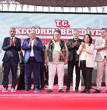 taha-akgul-karakucak-gureslerinin-baspehlivani-feyzullah-akturk-oldu.jpg