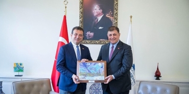 tugay-imamoglunu-makaminda-agirladi.jpg