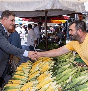 tugay-onceligimiz-temel-belediyecilik-hizmetleri-olmali.jpg