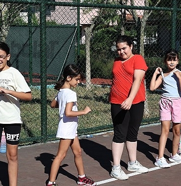yaz-spor-okullarina-7-bin-500-ogrenci-katildi.jpg