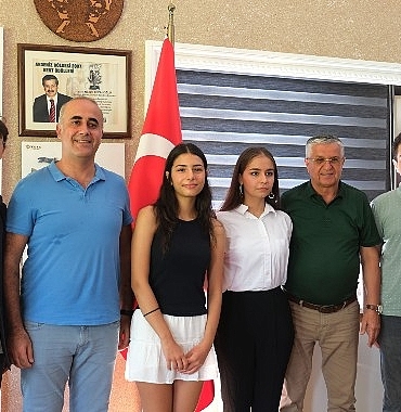 yks-tum-puan-turlerinde-dershanemiz-birinci-oldu.jpg