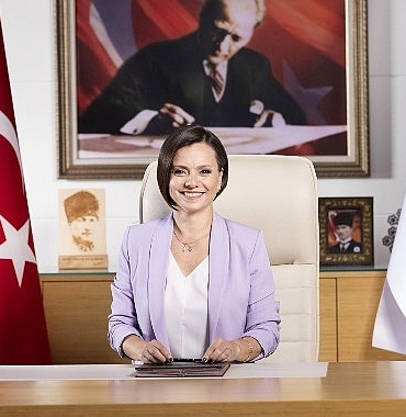 aqua-yasam-havuzlari-izmirin-gozdesi-oldu.jpg