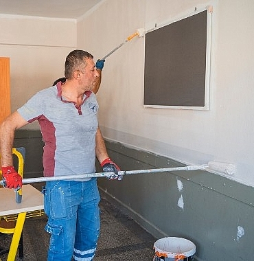 balcova-belediyesinden-okullarda-temizlik-ve-bakim-hamlesi.jpg