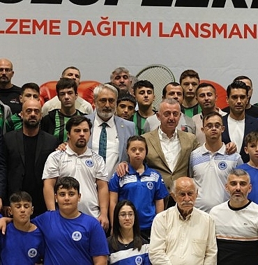 baskan-buyukakin-gelecegin-sampiyonlarini-kocaelide-yetistirmeye-devam-edecegiz.jpg