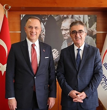 baskan-caliktan-baskan-mutluya-ziyaret.jpg