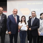baskan-ibrahim-sandikci-yks-ve-lgsde-derece-elde-eden-tum-ogrencilerimizi-hediyeleriyle-bulusturduk.jpg