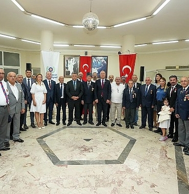 baskan-isik-hayatimizdaki-yeriniz-cok-ozel.jpg