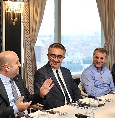 baskan-mutlu-bayrampasamizi-ortak-akilla-yonetiyoruz.jpg