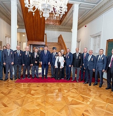 baskan-tugay-gazi-derneklerini-makaminda-agirladi-bizim-icin-degerlisiniz.jpg
