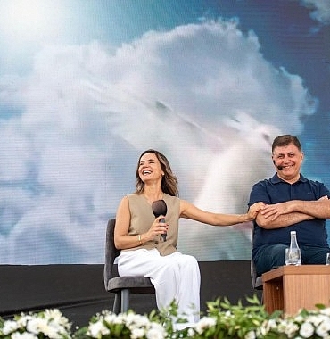 baskan-tugaydan-1-eylul-dunya-baris-gununde-anlamli-siir-ve-dilek-kimsenin-kimseyi-incitmedigi-bir-dunya-olsun.jpg