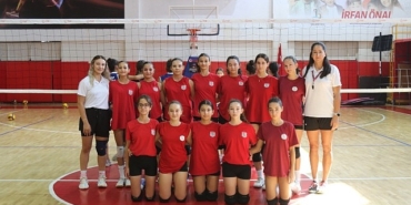bayraklida-9-eylul-voleybol-turnuvasi.jpg