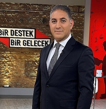 bir-destek-bir-gelecek-egitime-devam-canli-yayini-unlu-konuklarin-destegiyle-gerceklesti.jpg