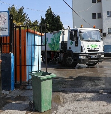 buca-belediyesinden-okullarda-temizlik-seferberligi.jpg