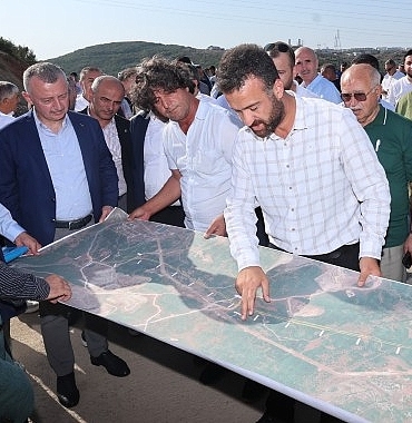 buyukakin-bizim-hizmet-anlayisimiz-iste-budur-kocaeli-halki-ister-biz-yapariz.jpg