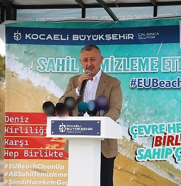 buyukakin-izmit-korfezimizi-temizliyor-ekosistemi-onariyoruz.jpg