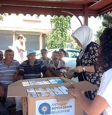 buyuksehirden-manavgatli-ureticilere-yapiskan-tuzak-destegi.jpg