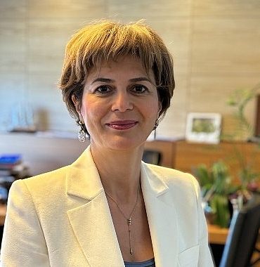 cengiz-holding-turkiyenin-en-buyuk-kanatli-ruzgar-santrali-icin-dz-banktan-yesil-kredi-aldi.jpg