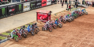 dunya-motokros-sampiyonasi-icin-heyecan-dorukta-son-2-gun.jpg