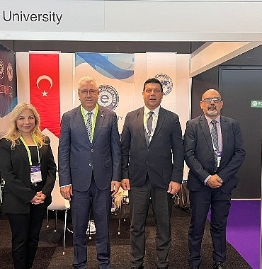 ege-universitesi-avrupanin-en-buyuk-yuksekogretim-zirvesinde-tanitildi.jpg