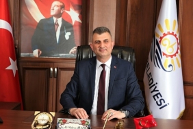 golcuk-belediye-baskani-ali-yildirim-sezer-yayinladigi-mesaj-ile-hemsehrileri-ve-tum-islam-aleminin-mevlid-kandilini-kutladi.jpg