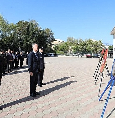 inegolde-kurtulusun-102-yili-kutlamalari-resmi-torenlerle-basladi.jpg