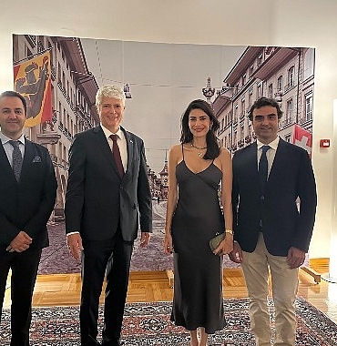 isvicre-bagimsizlik-gunune-ozel-dsm-firmenich-turkiye-ve-isvicre-buyukelciligi-is-birligi.jpg