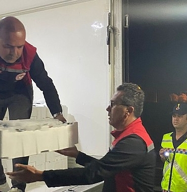izmirde-su-urunleri-denetimi-gerceklestirildi-yasadisi-avlanan-1430-kg-hamsiye-el-konuldu.jpg