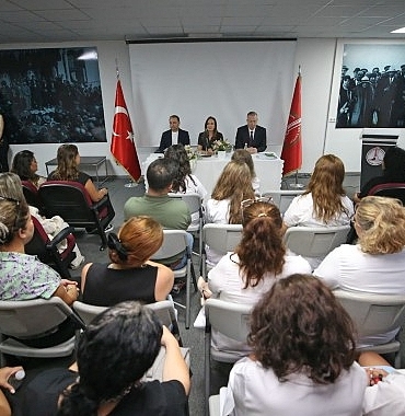 karsiyakada-yeni-egitim-yilina-coskulu-acilis.jpg