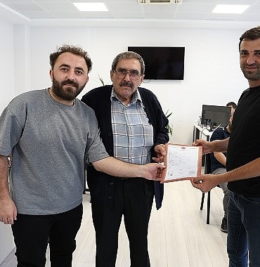 kartepe-derbentte-436-konutun-tapulari-dagitiliyor.jpg