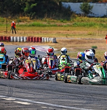 karting-4-ayakta-nefes-kesen-mucadele-yasandi.jpg
