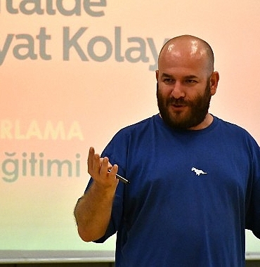 limer-bunyesinde-dijital-pazarlama-egitimi.jpg