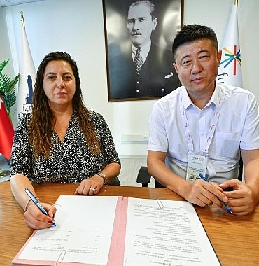 logistechi-24-bin-kisi-ziyaret-etti.jpg