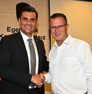 manisa-buyuksehir-belediyesi-mezbaha-ve-otogar-isyerleri-bedelsiz-tahsis-edildi.jpg