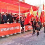 menemende-kurtulus-coskusu.jpg